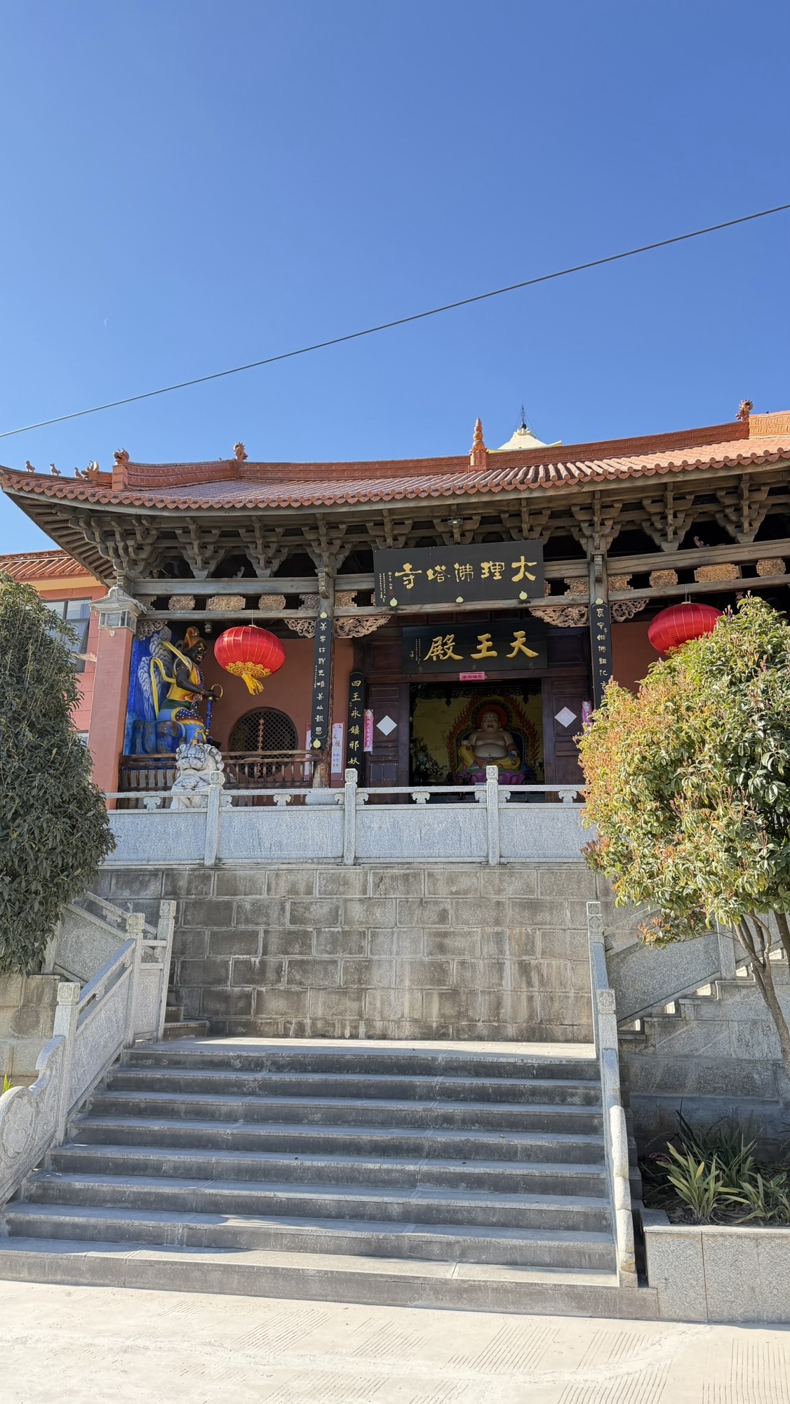 大理佛塔寺实景照片