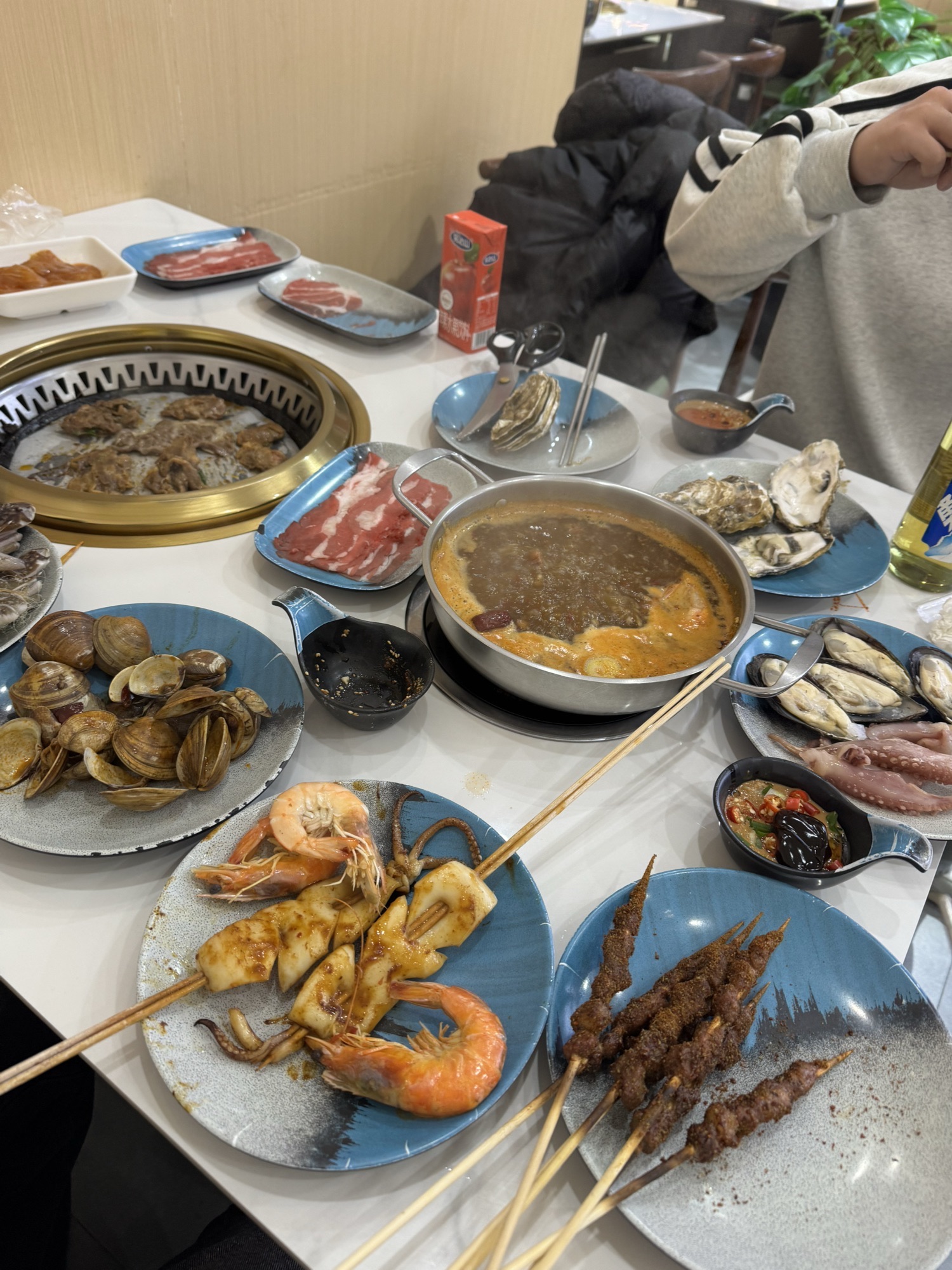 悦龙轩海鲜自助餐厅(欢乐港店)门店外观
