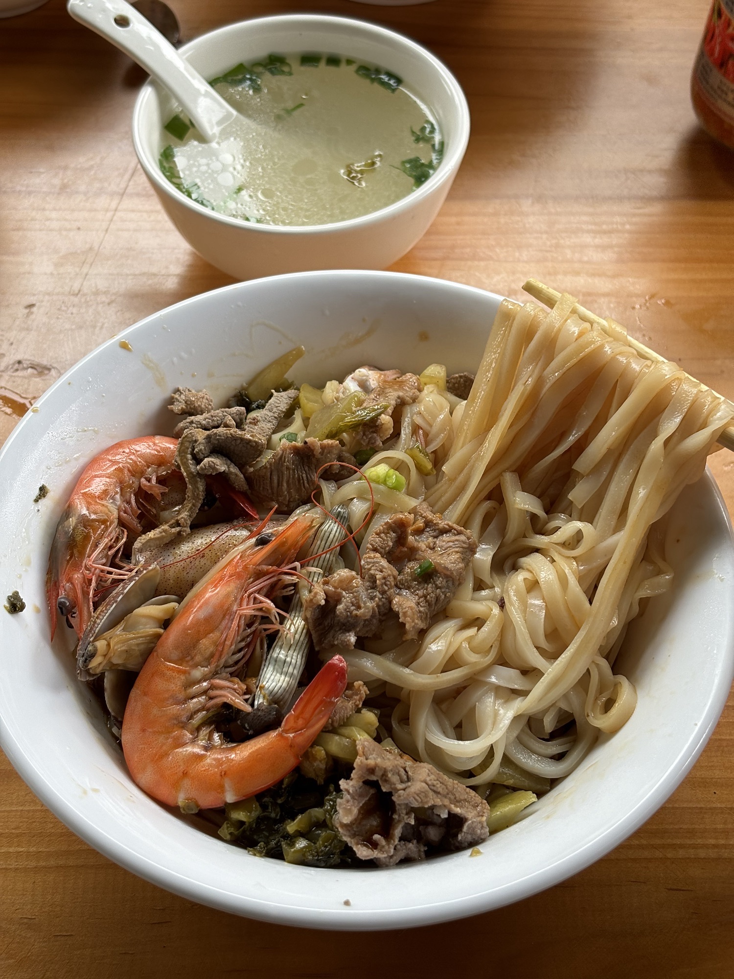 胖1佳海鲜早餐店