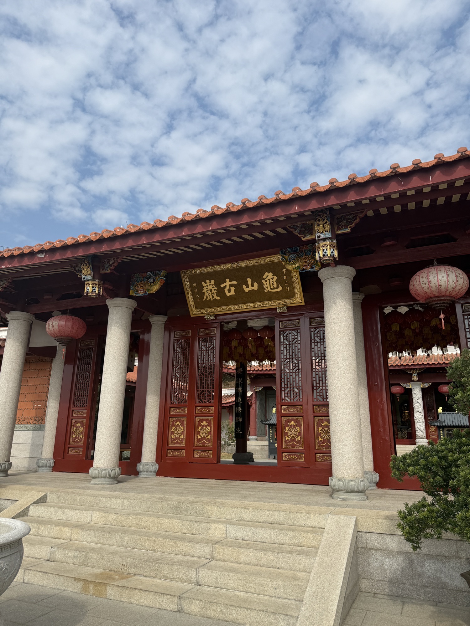 龟山古寺实景照片