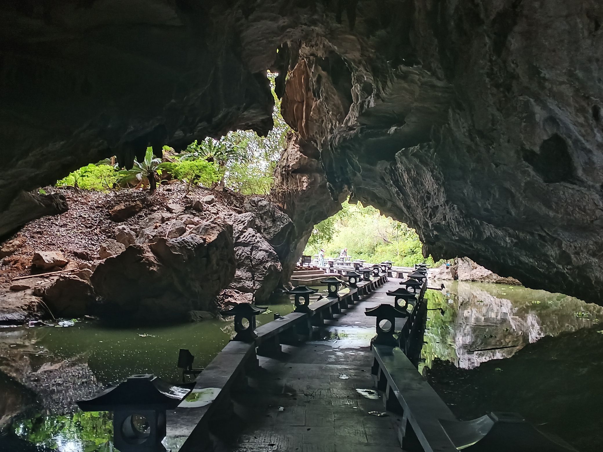 桂林壶山岩洞旅行图片 3