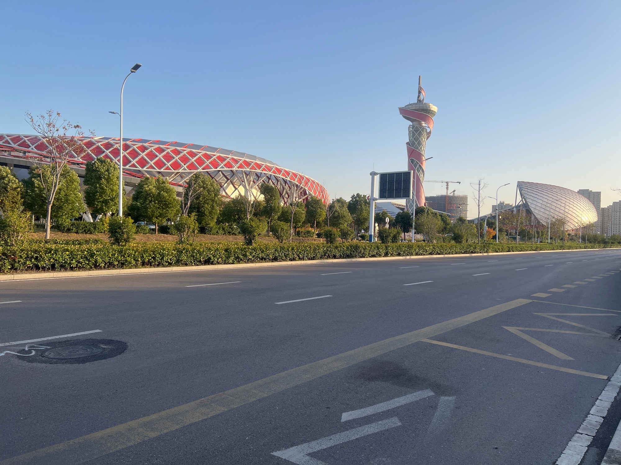 蚌埠市奥林匹克体育中心北停车场