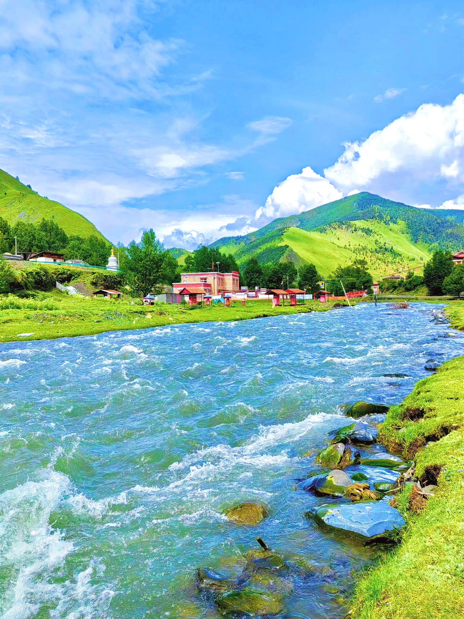 巴巴沟蓝松湖(暂停开放)旅行图片 1
