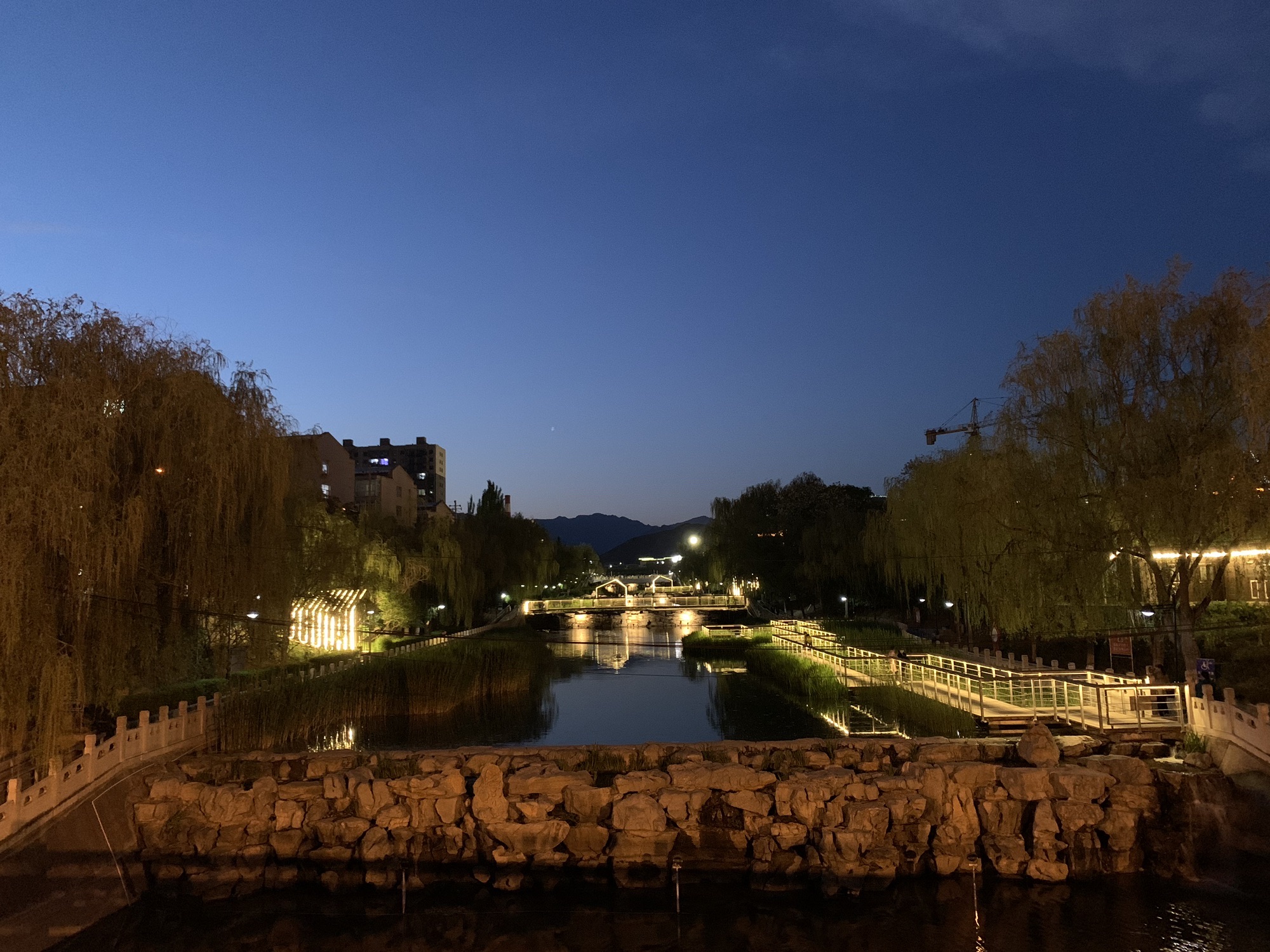 滨河公园
