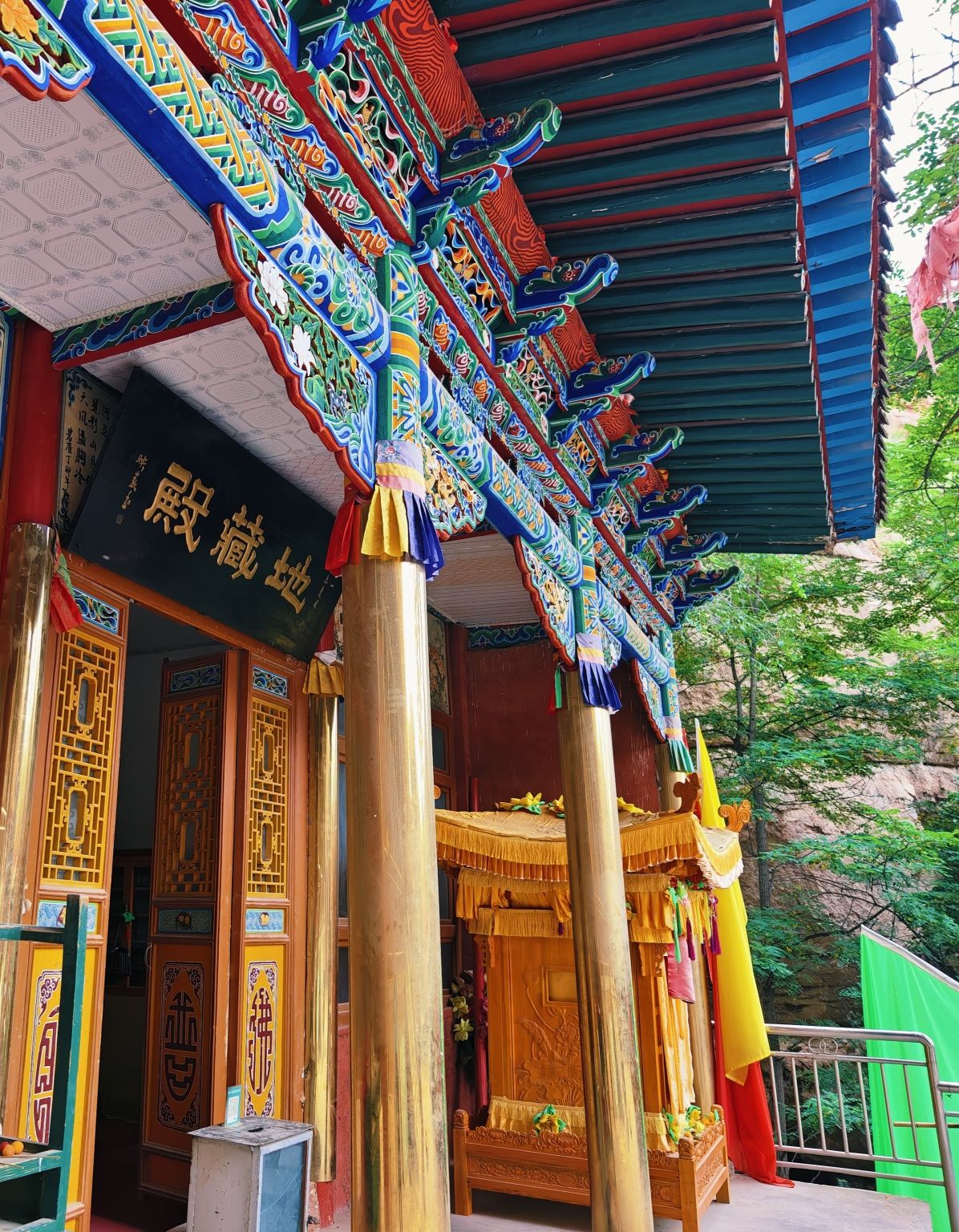炳灵寺石窟-地藏殿实景照片
